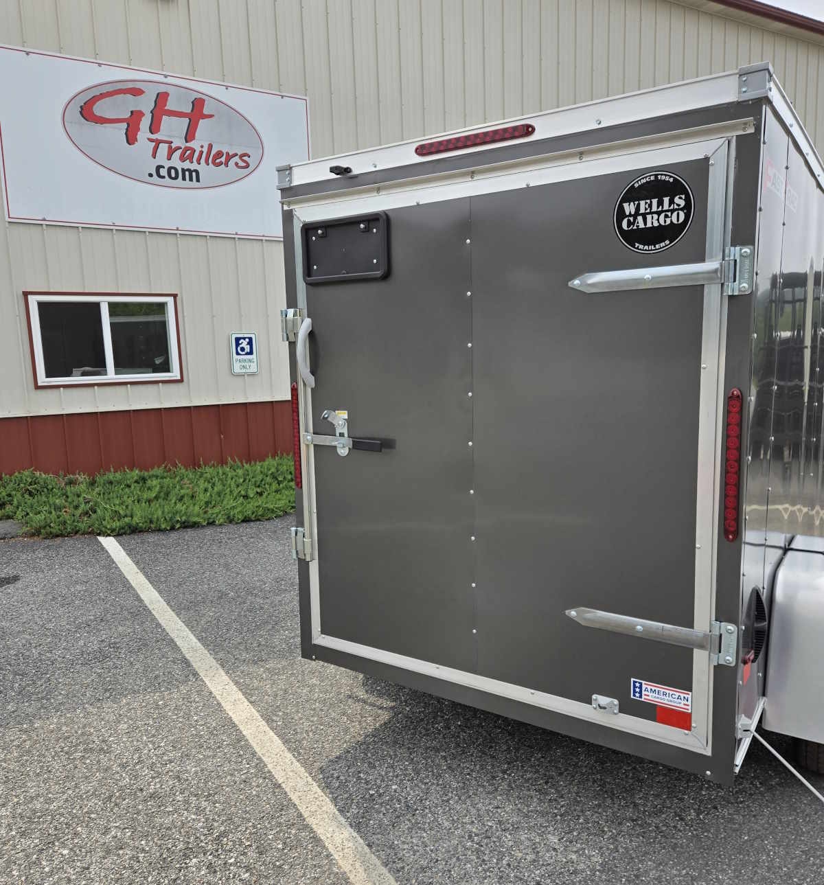 26_WC_5x8_BARN_CHAR.jpg 26_WC_5x8_BARN_CHAR.jpg