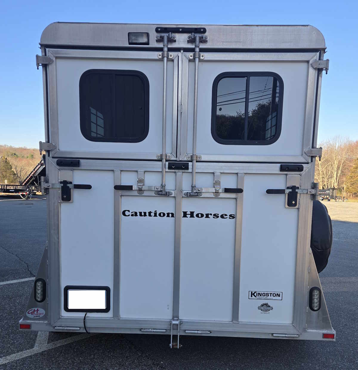 USED_49069_REAR.jpg USED_49069_REAR.jpg